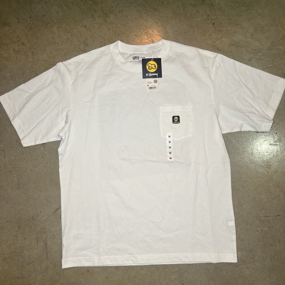 Uniqlo Keith Haring Subway Drawings Graphic White Pocket T-Shirt Mens Medium NEW